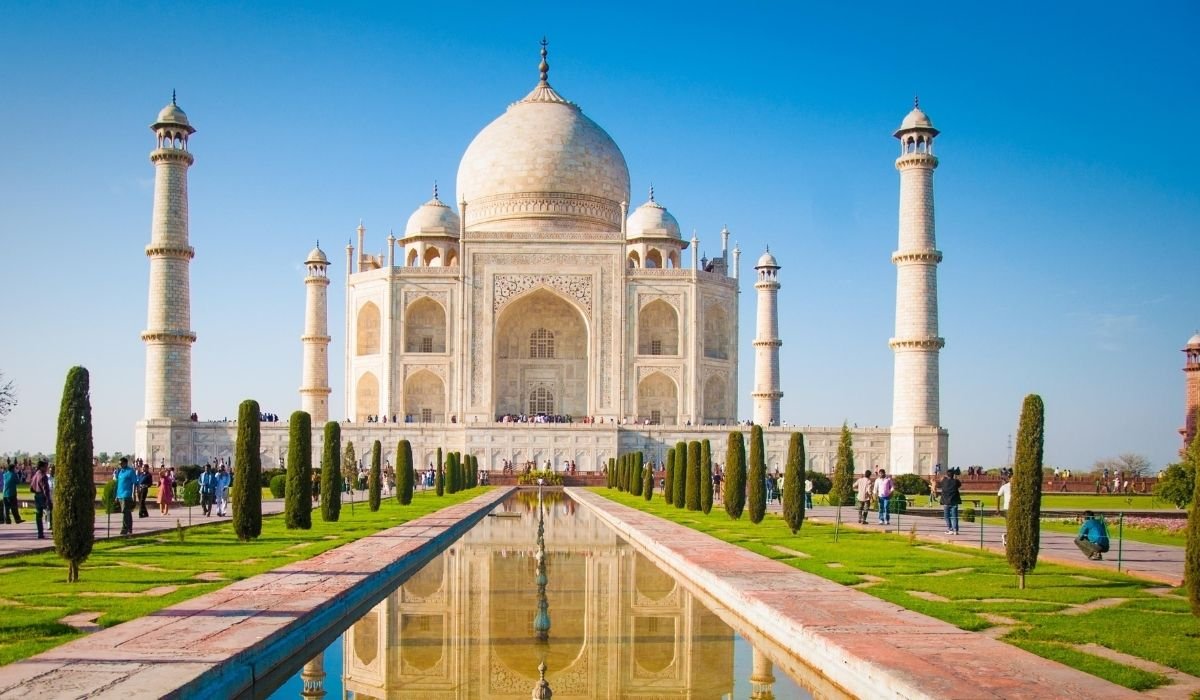 Hindi language learning with expert-led online classes