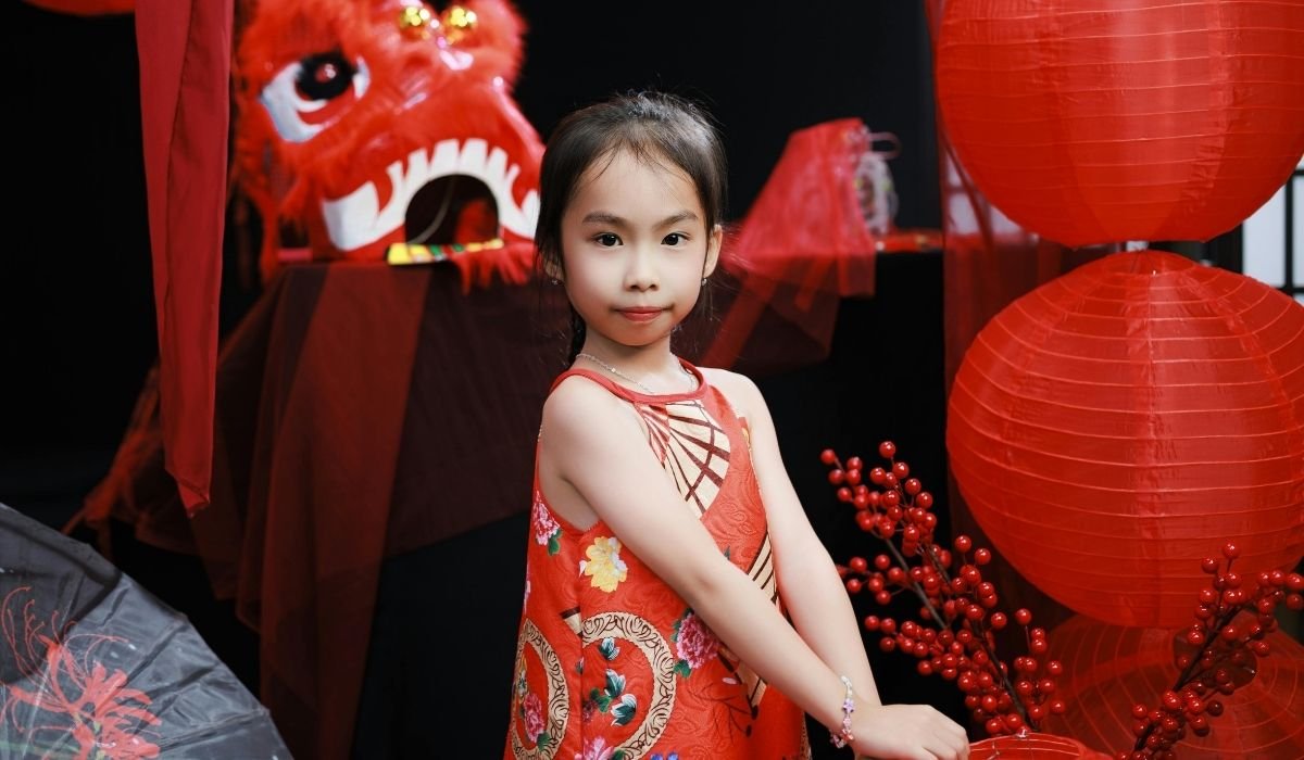 Mandarin for kids and teens through safe and engaging live lessons